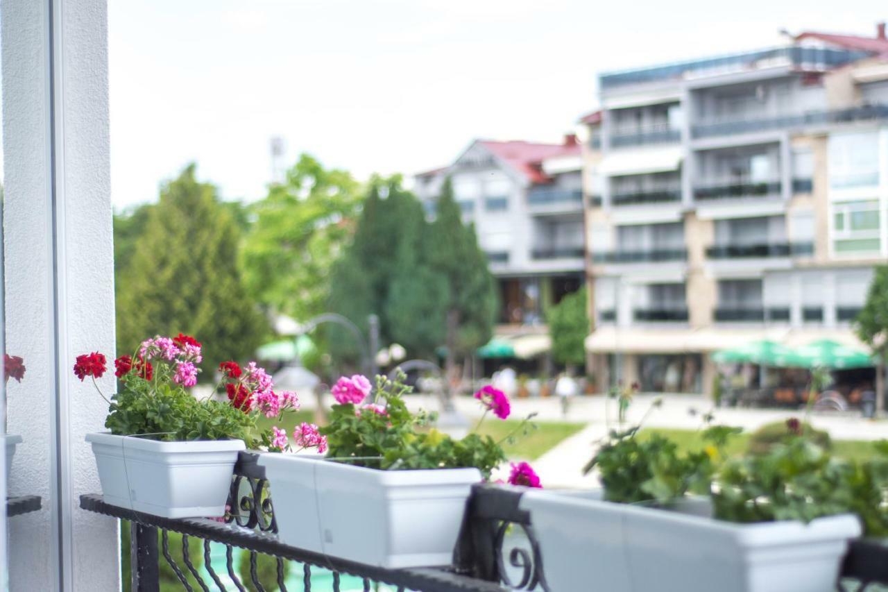 Seasons Hotel Struga Luaran gambar
